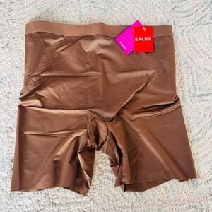 Spanx Shape Invisible Girlshort, Shapewear Shorts. Size Medium, Brown, NWT